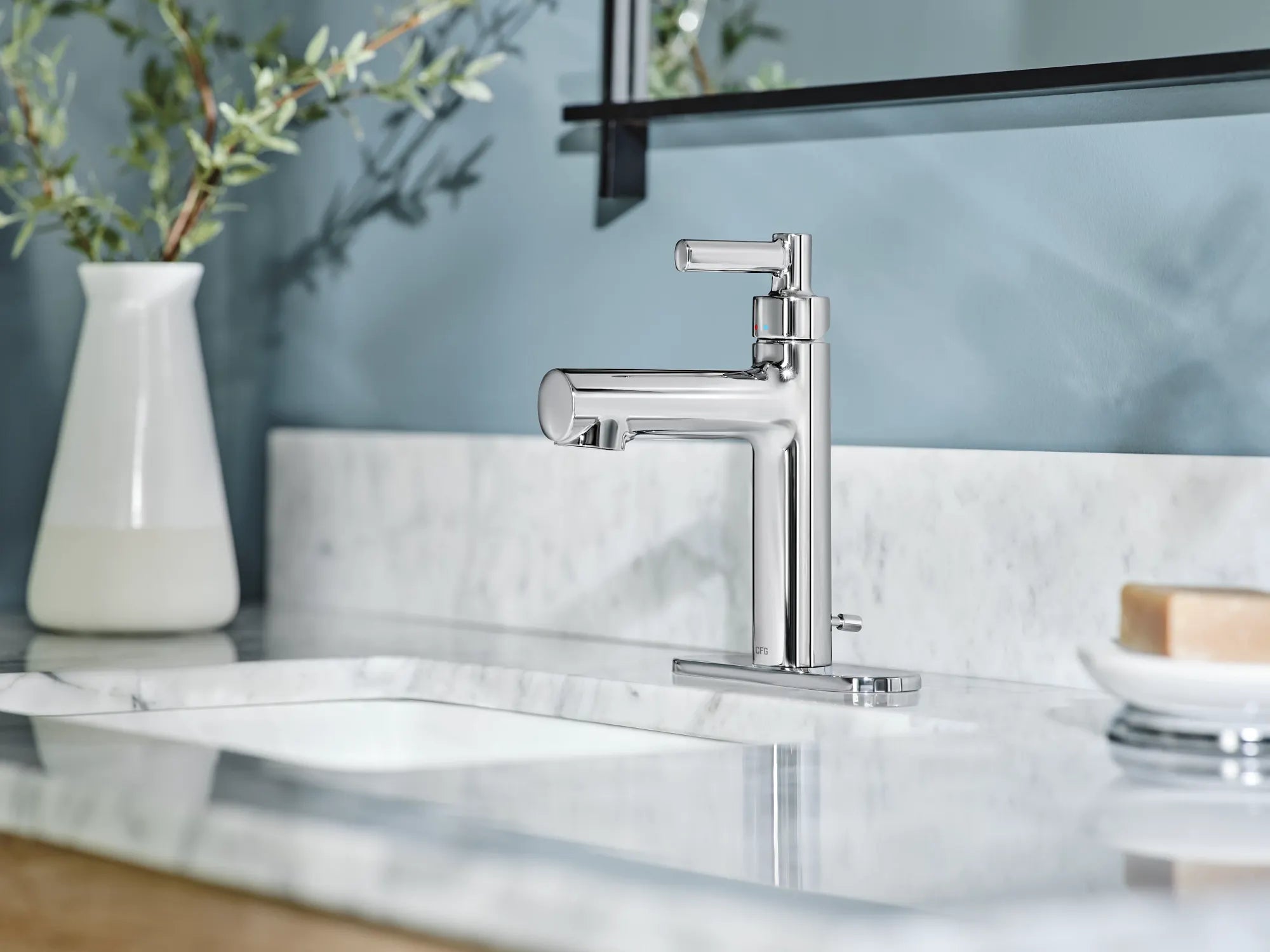 Aluma Chrome one-handle low arc bathroom faucet - Image 8