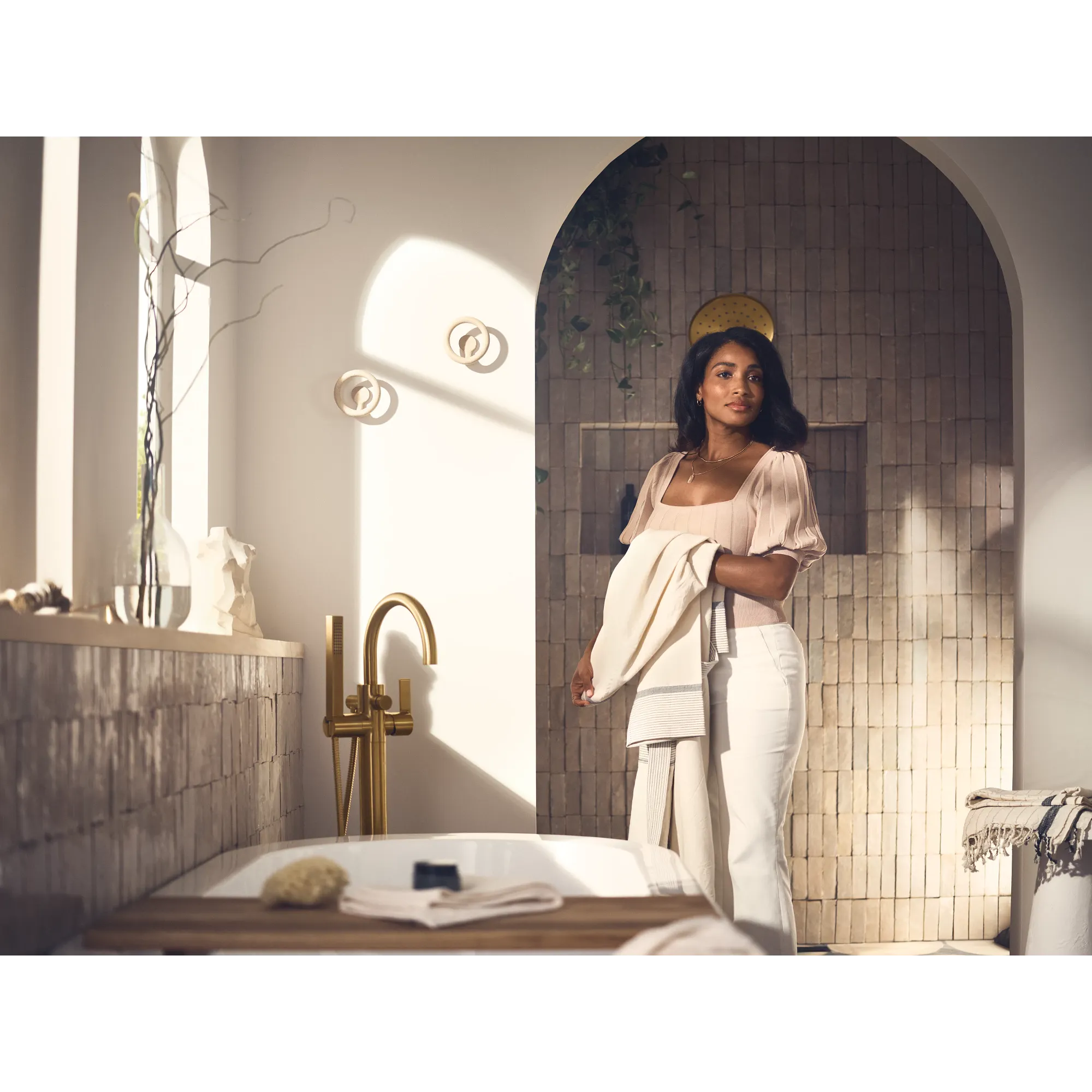 Cia One-Handle Tub Filler Includes Hand Shower - Image 22