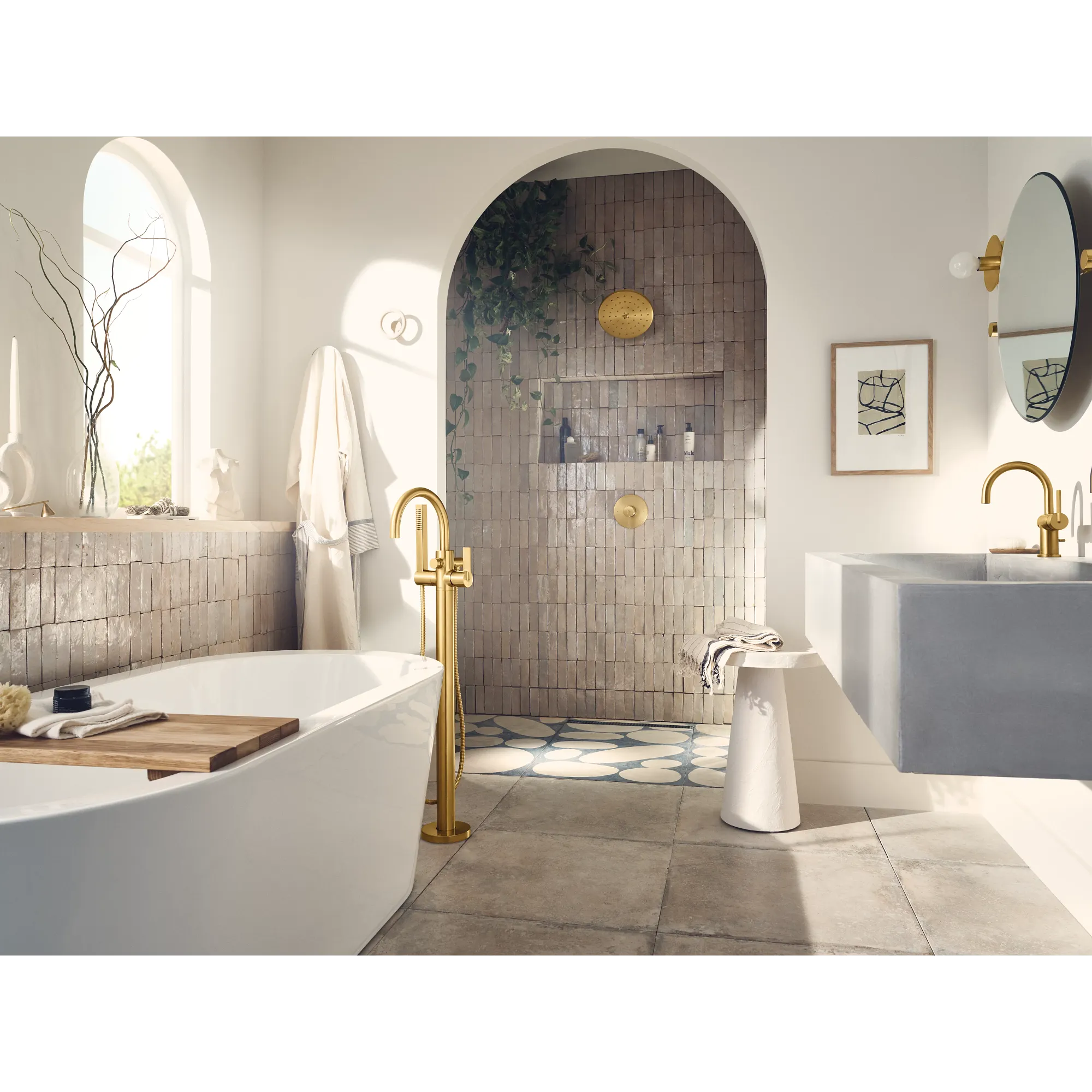 Cia One-Handle Tub Filler Includes Hand Shower - Image 3