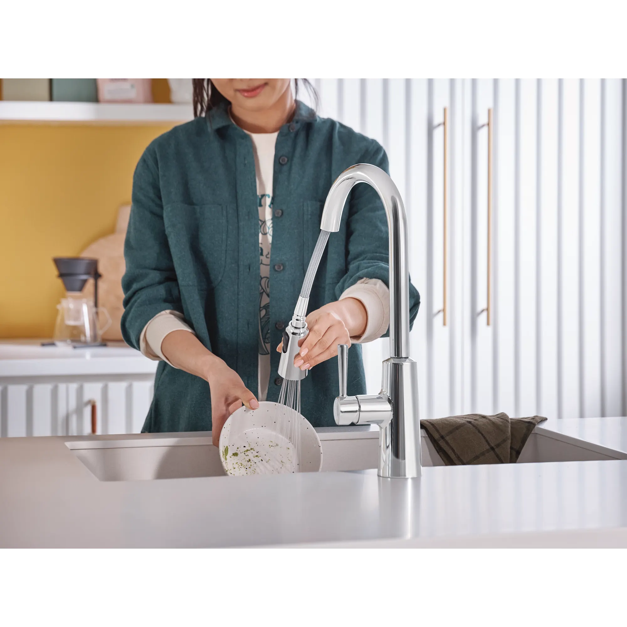 Riley MotionSense Wave One-Handle High Arc Pulldown Kitchen Faucet - Image 12