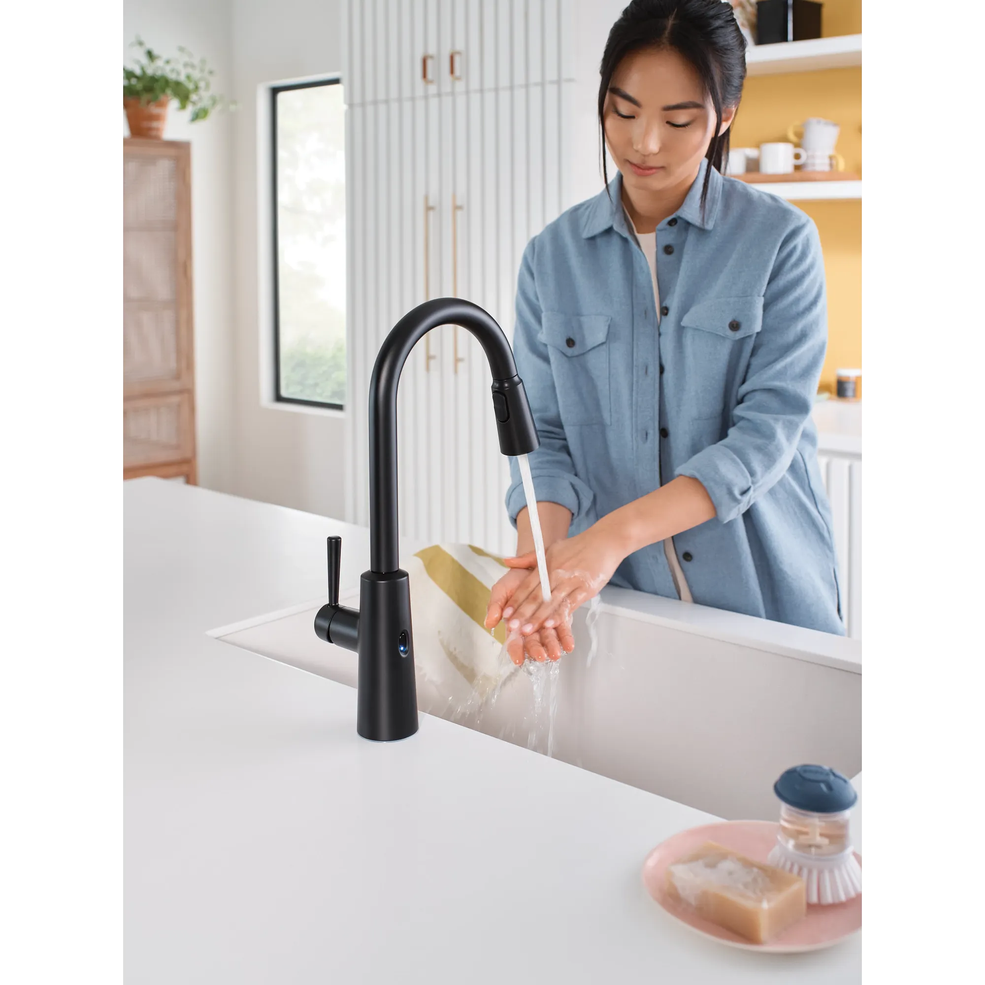 Riley MotionSense Wave One-Handle High Arc Pulldown Kitchen Faucet - Image 27