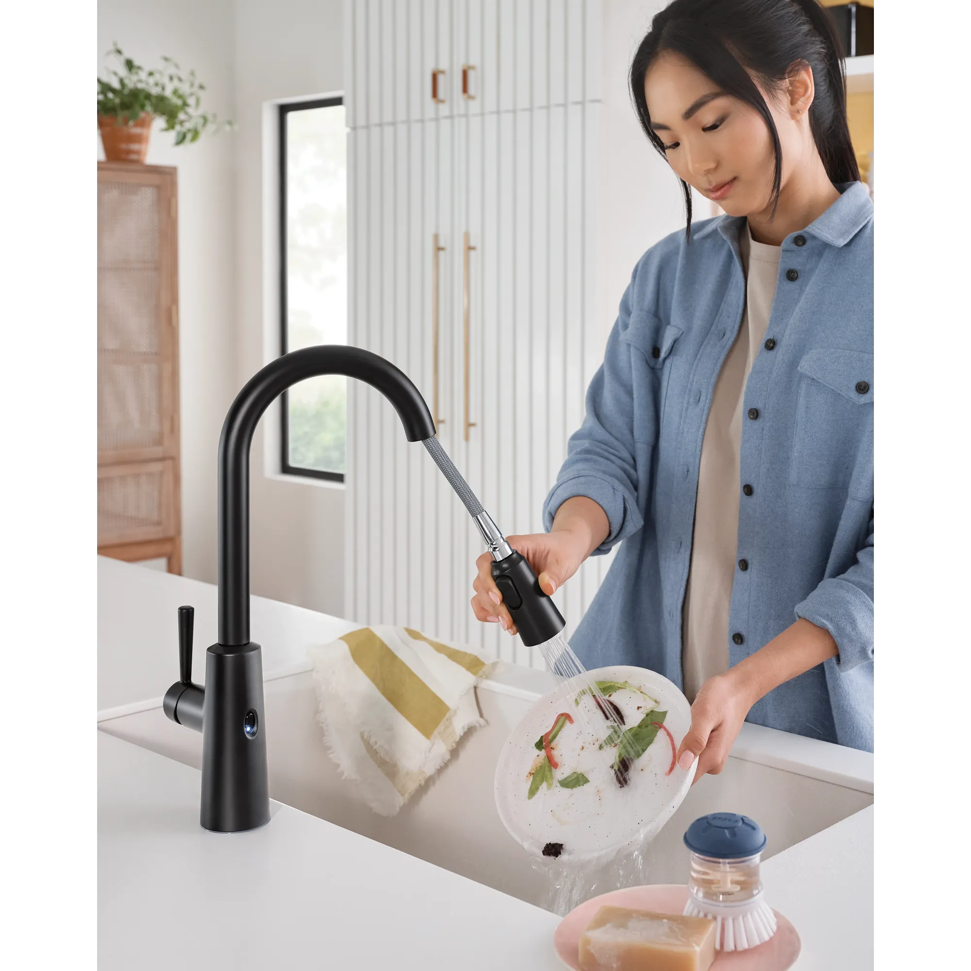 Riley MotionSense Wave One-Handle High Arc Pulldown Kitchen Faucet - Image 24