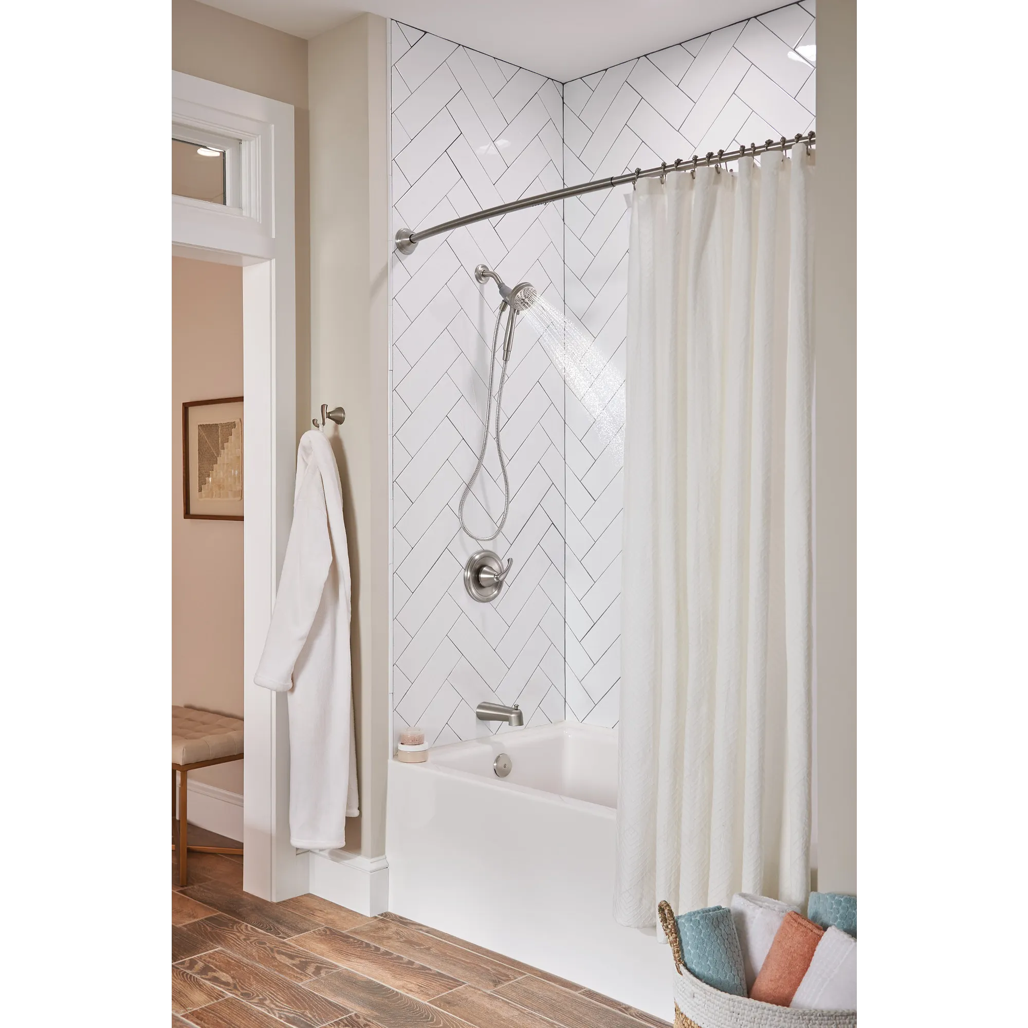 Tiffin Posi-Temp(R) Tub/Shower - Image 19