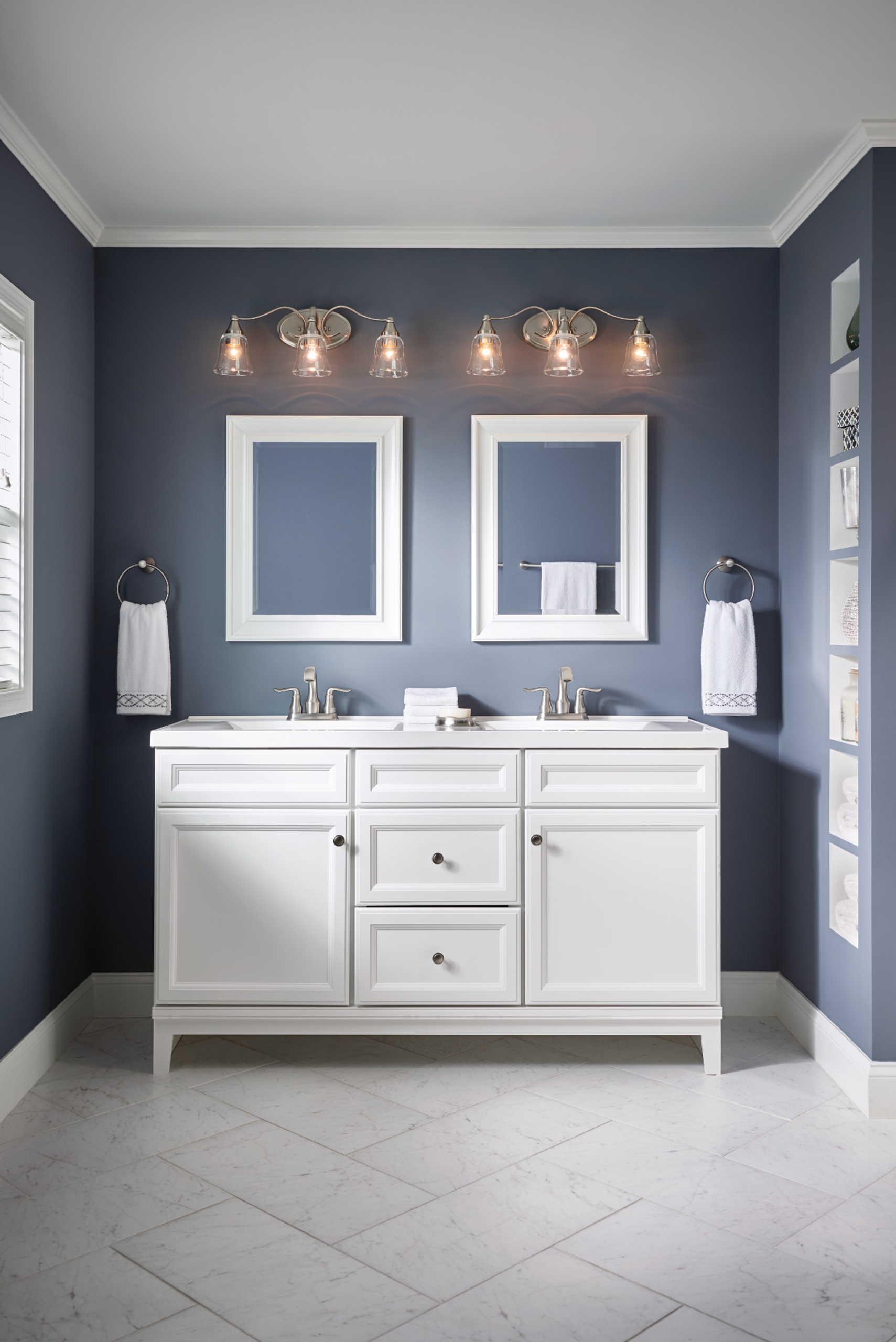 Hamden Spot resist brushed nickel 24 towel bar - Image 11