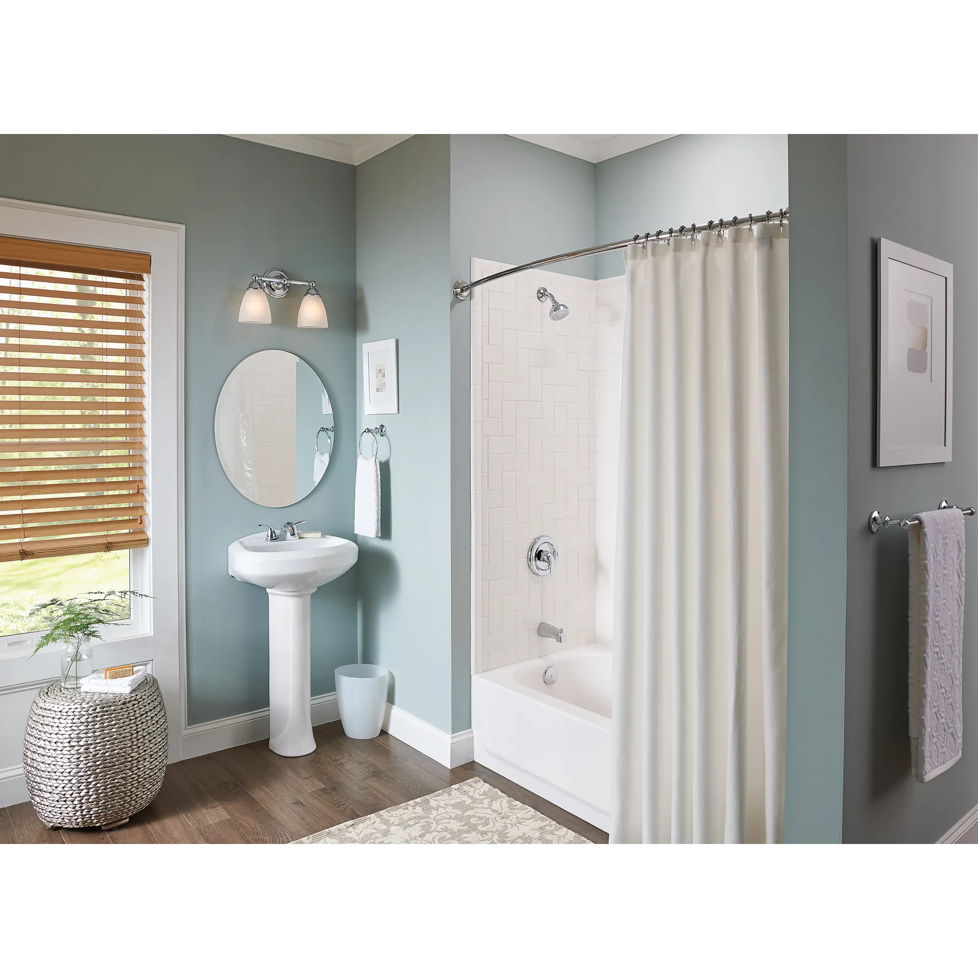 Brantford Bath Light - Image 2