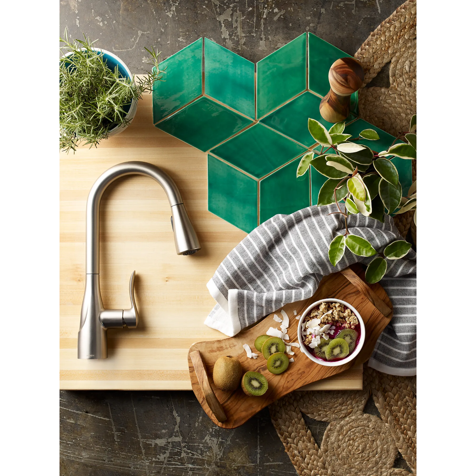 Arlo Hands Free Pulldown Kitchen Faucet - Image 5