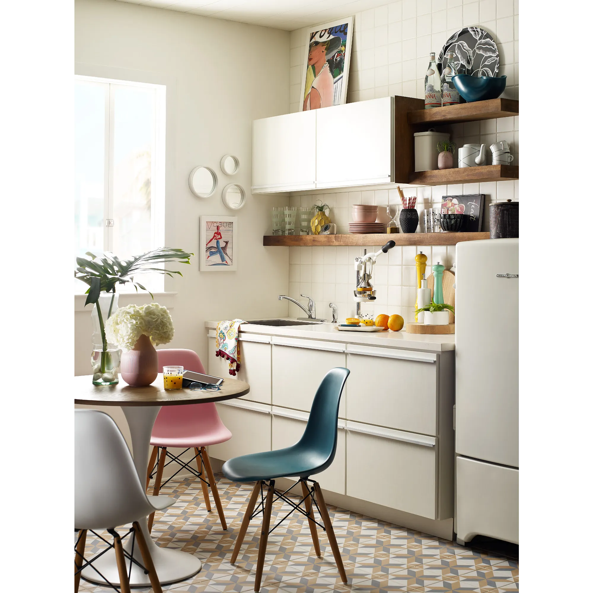 Adler One-Handle Kitchen Faucet - Image 2