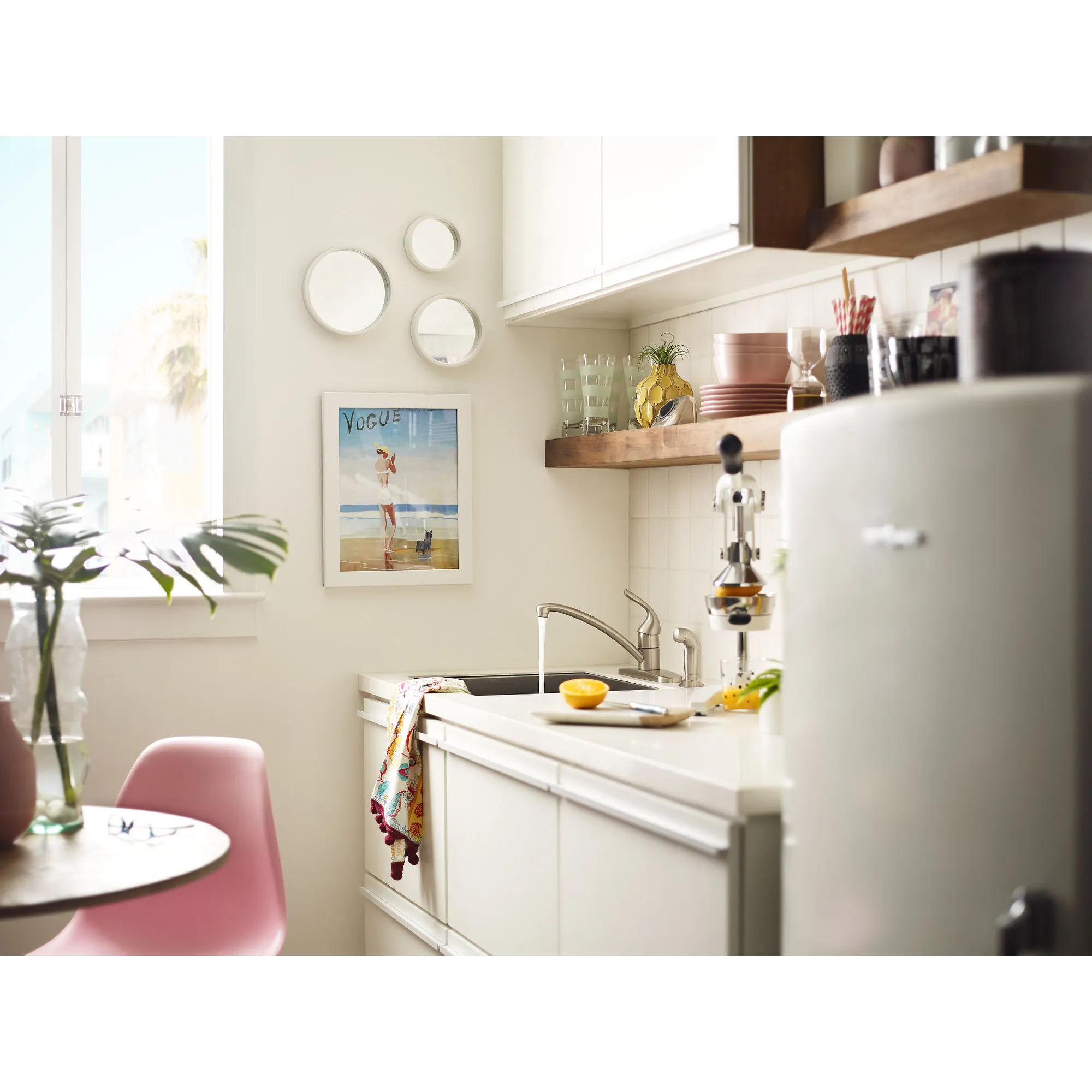 Adler One-Handle Kitchen Faucet - Image 9