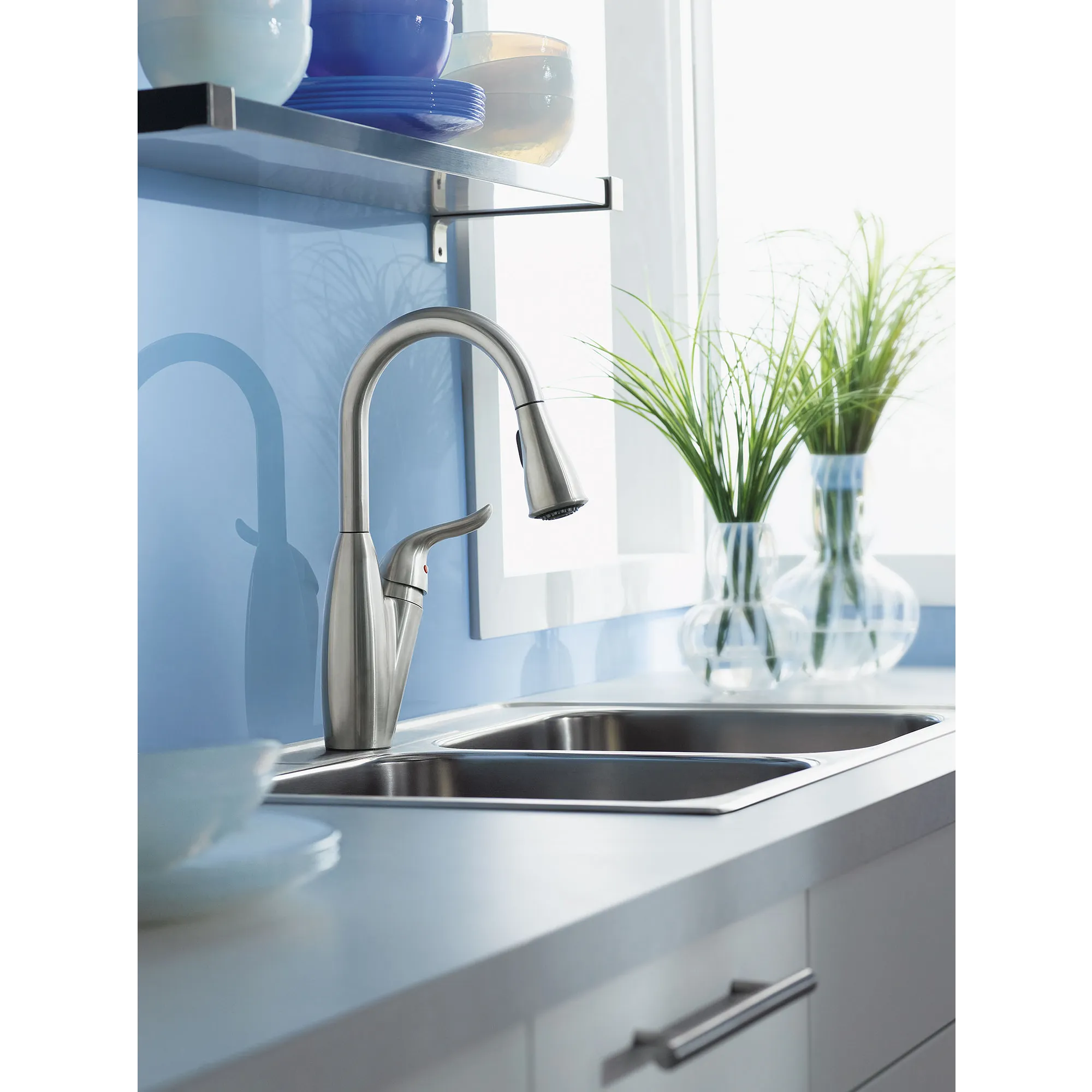 Solidad Chrome one-handle high arc pulldown kitchen faucet - Image 5