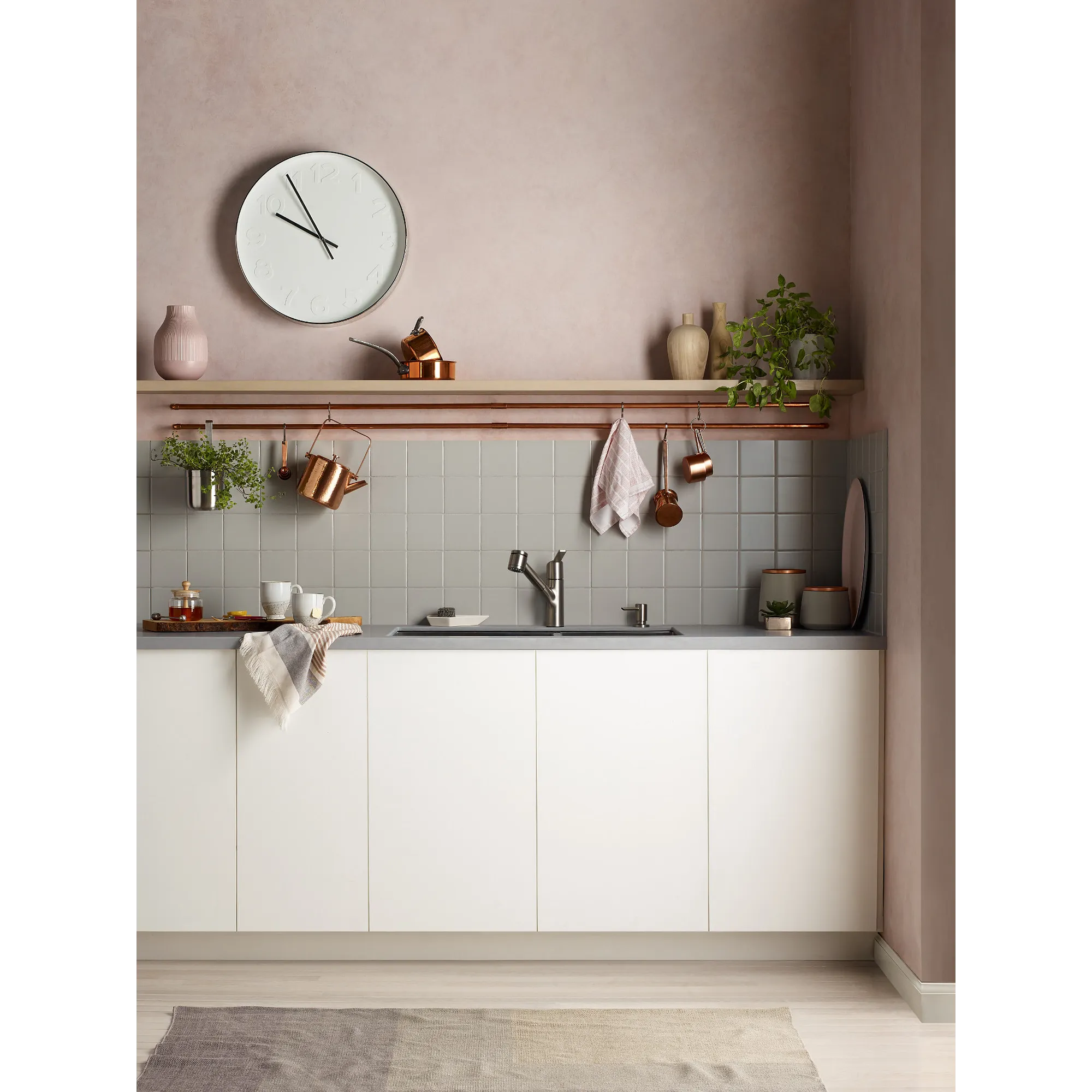 Sombra One-Handle Pullout Kitchen Faucet - Image 11