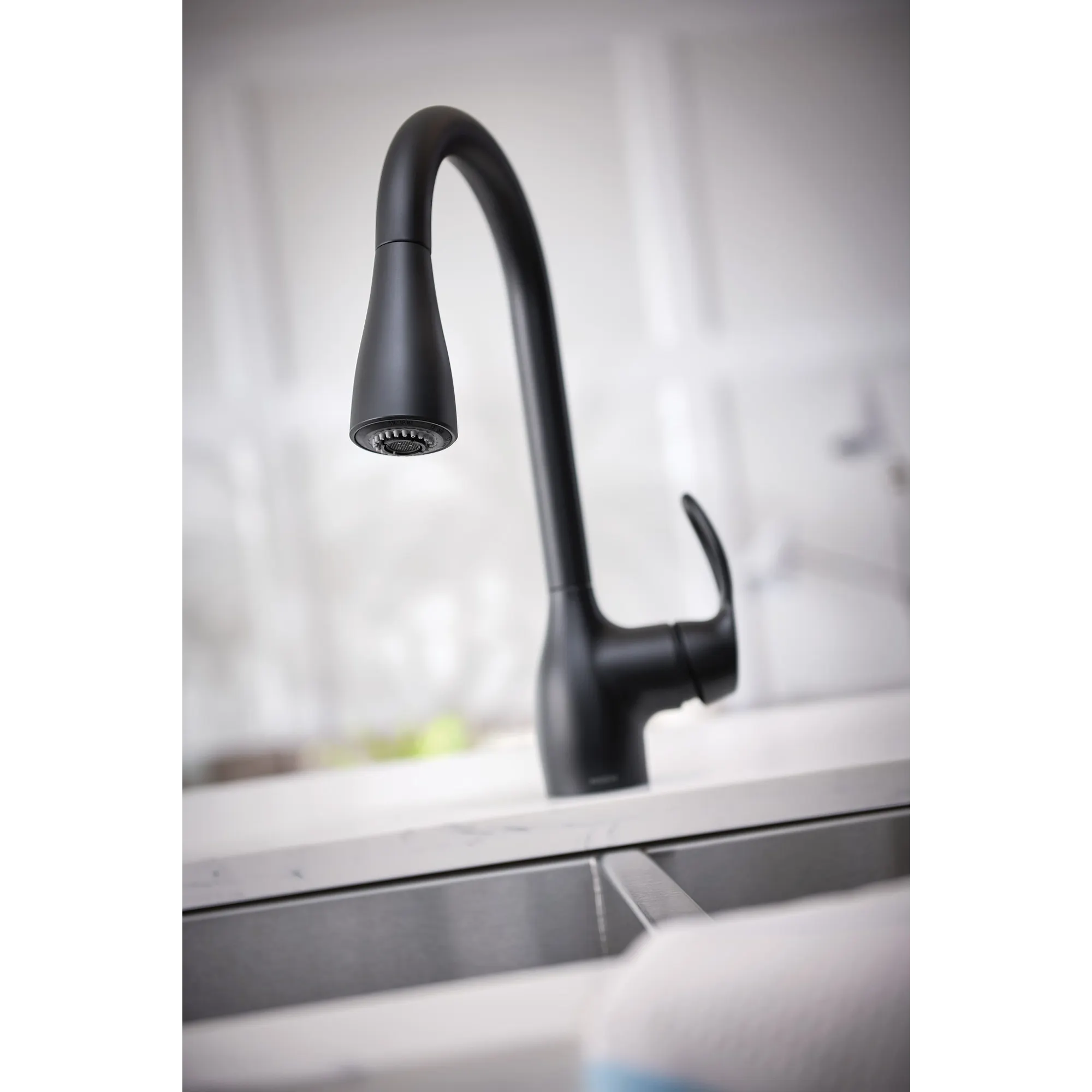 Kleo One-Handle High Arc Pulldown Kitchen Faucet - Image 15