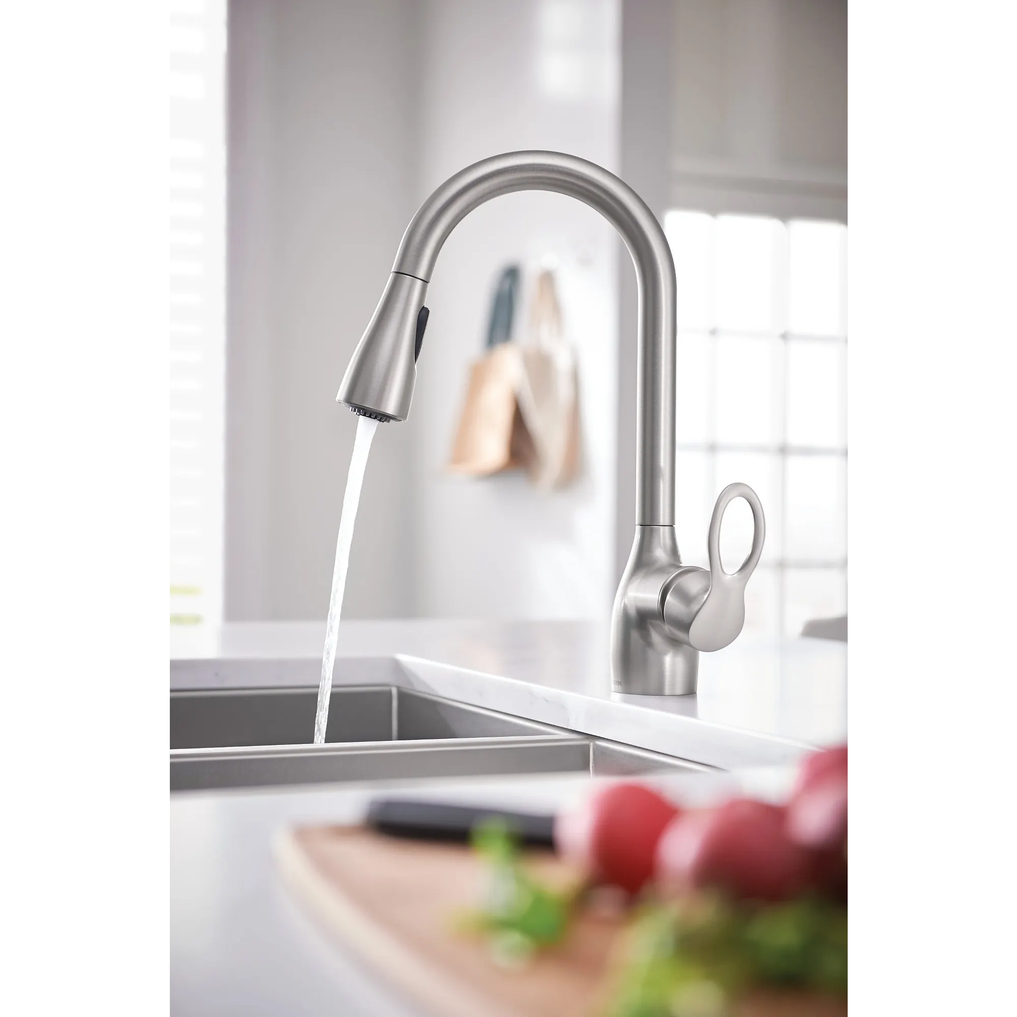 Kleo One-Handle High Arc Pulldown Kitchen Faucet - Image 29