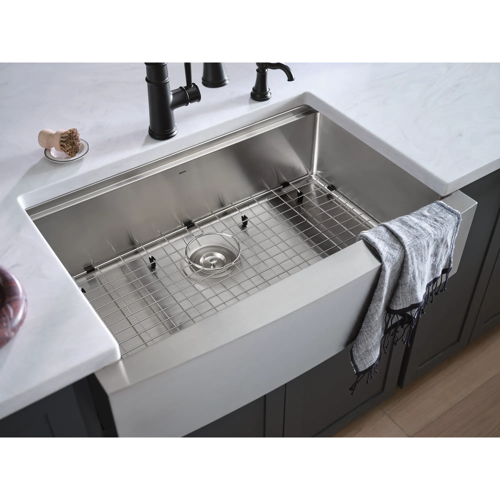 Luxe Chef 33 Workstation Steel Undermount Apron Front Single Bowl Sink with Accessories - Image 6