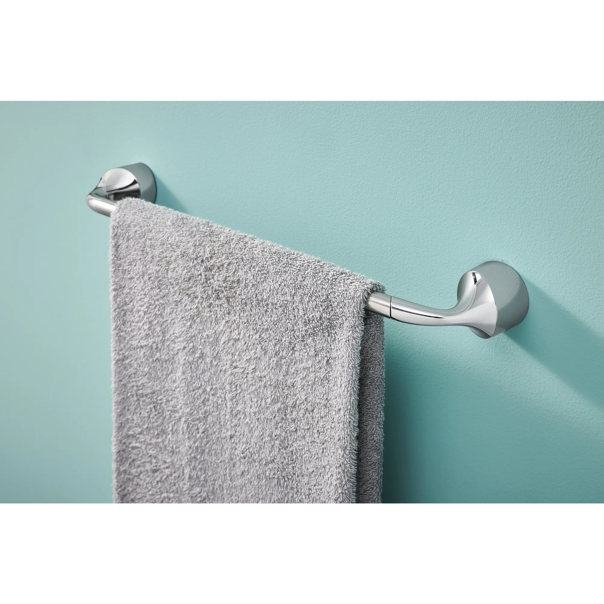 Idora 24 Towel Bar - Image 3