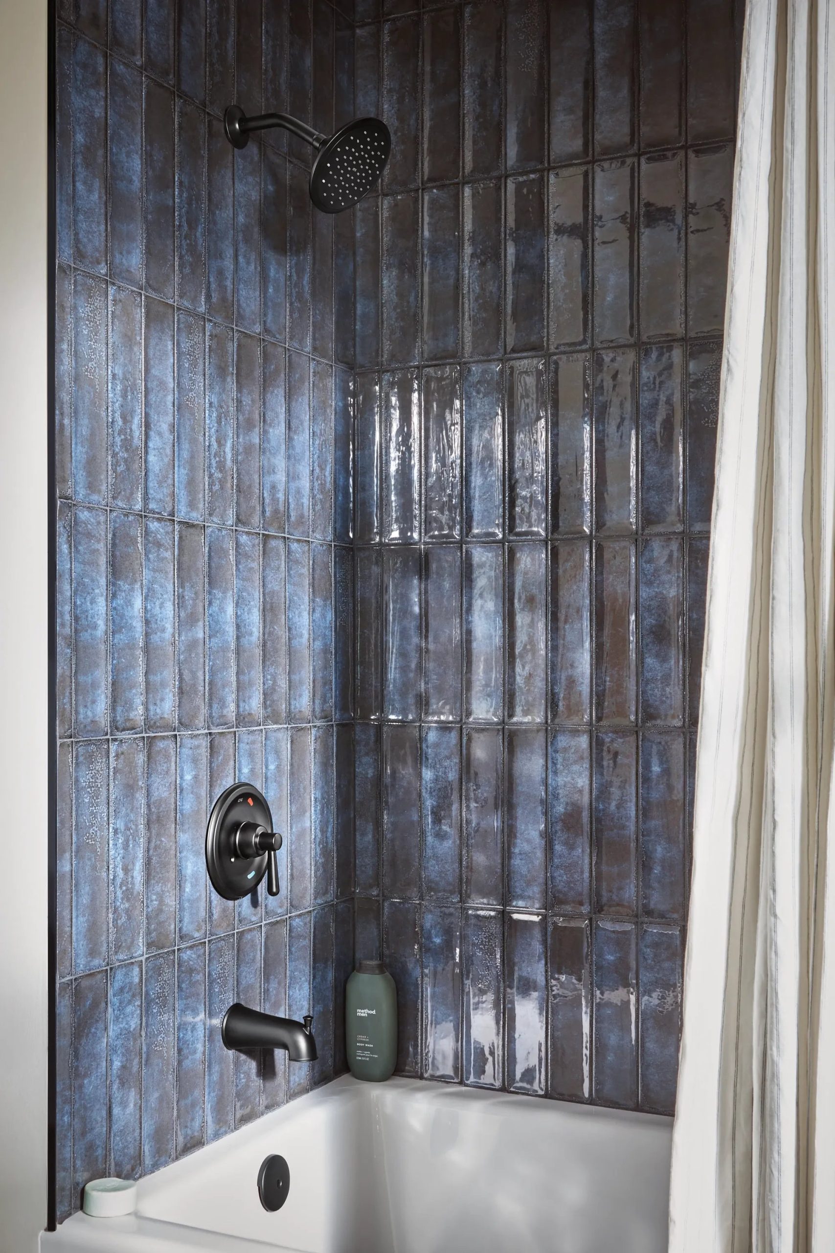 Ember Chrome cycling tub/shower - Image 8