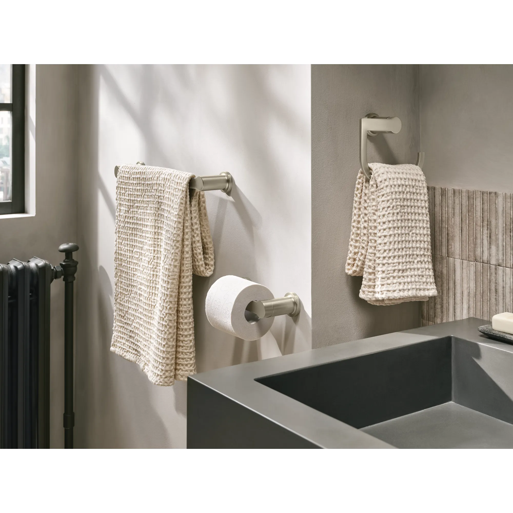 Rinza Pivoting Paper Holder Towel Bar Towel Ring - Image 12