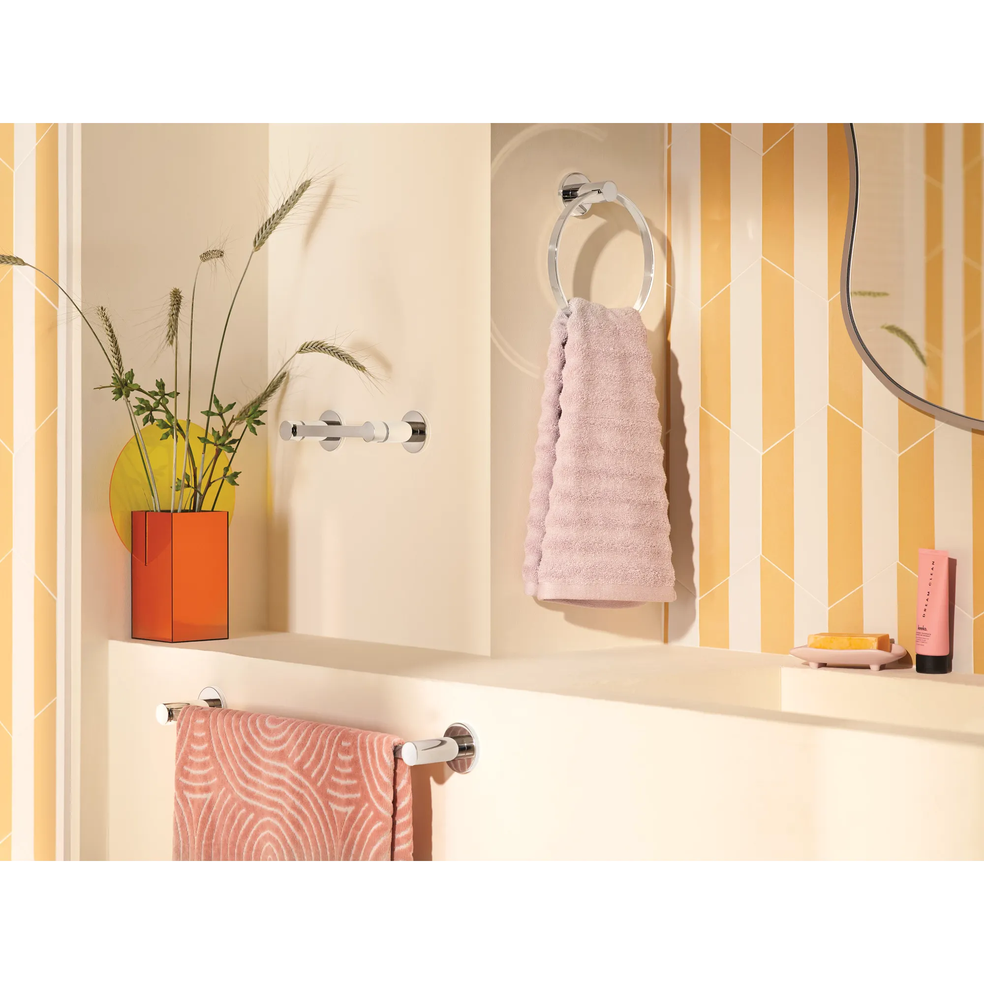 Avri Pivoting Paper Holder Towel Bar Towel Ring - Image 3