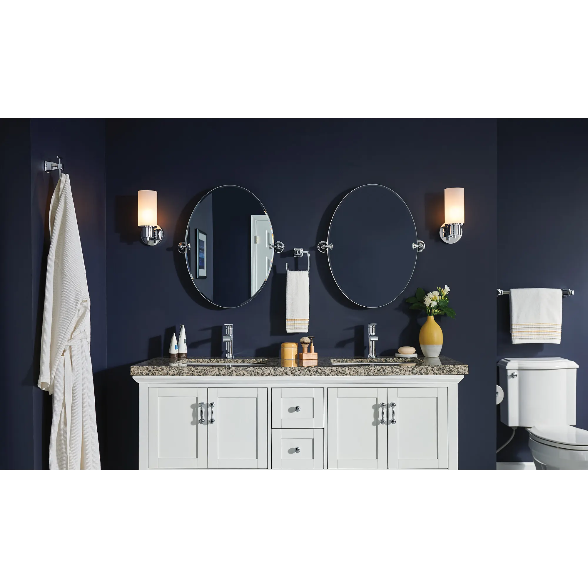Banbury Mirror - Image 3