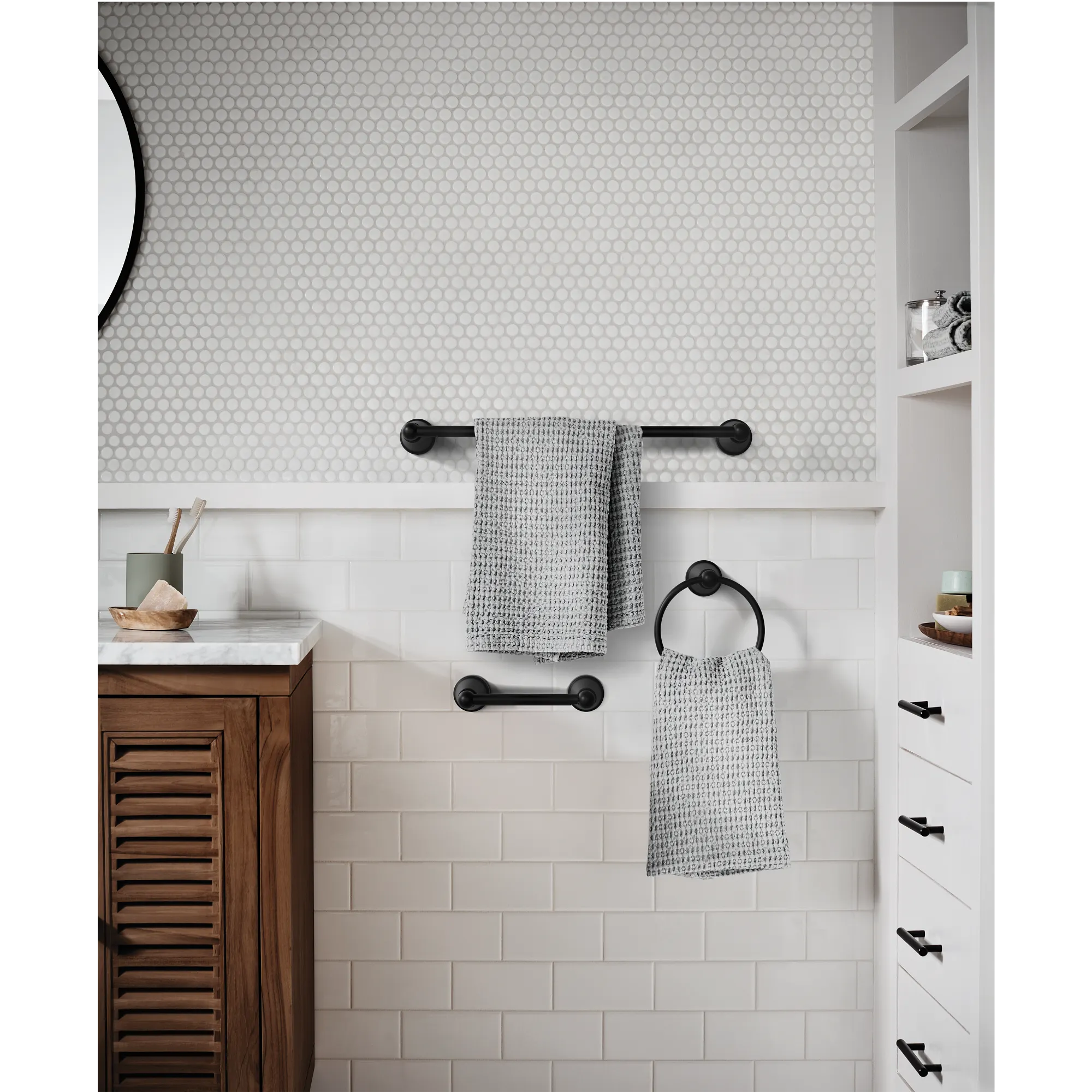Caldwell 18 Towel Bar Towel Ring Pivoting Paper Holder - Image 2