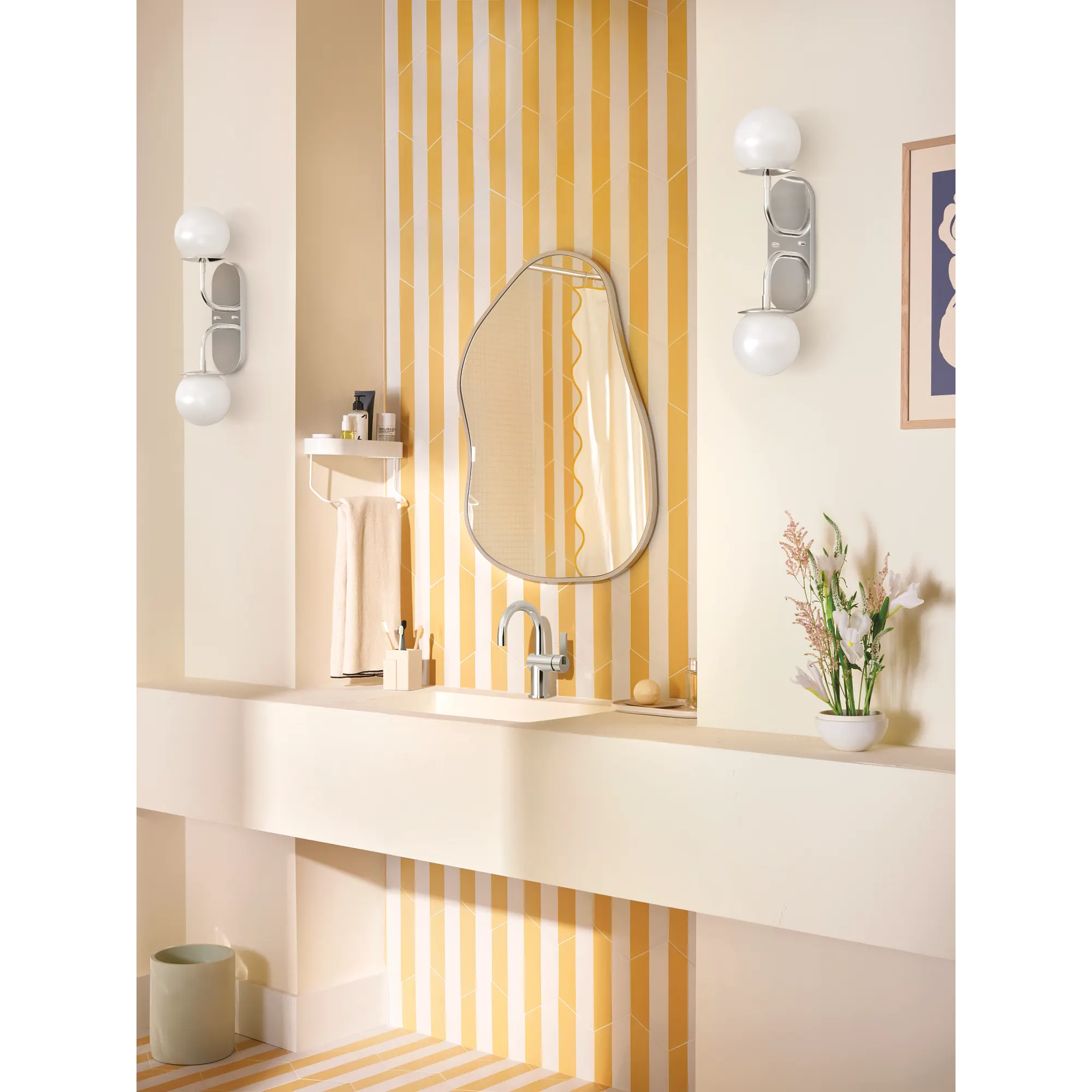 Cia One Globe Bath Light - Image 3