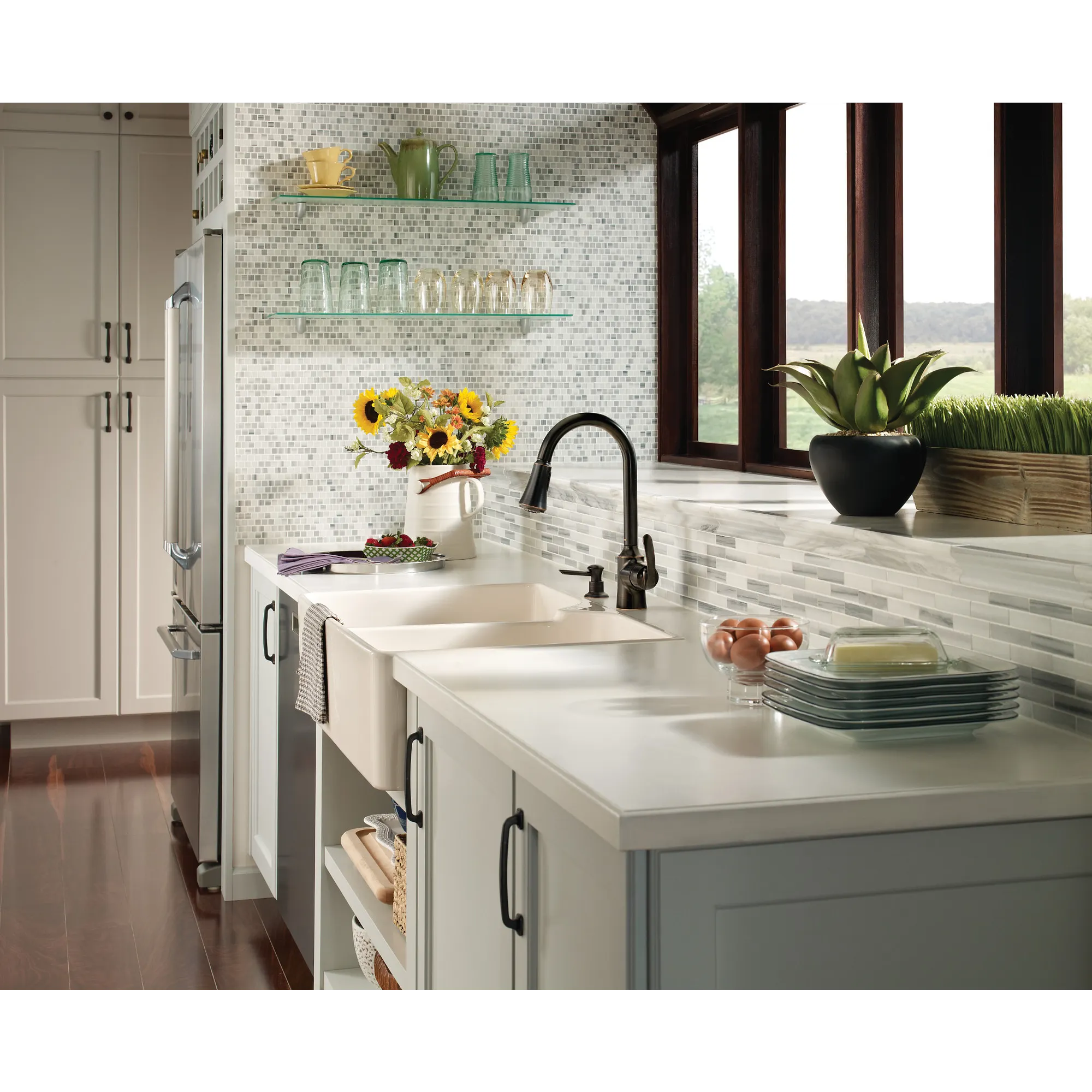 Bayhill One-Handle High Arc Pulldown Kitchen Faucet - Image 3