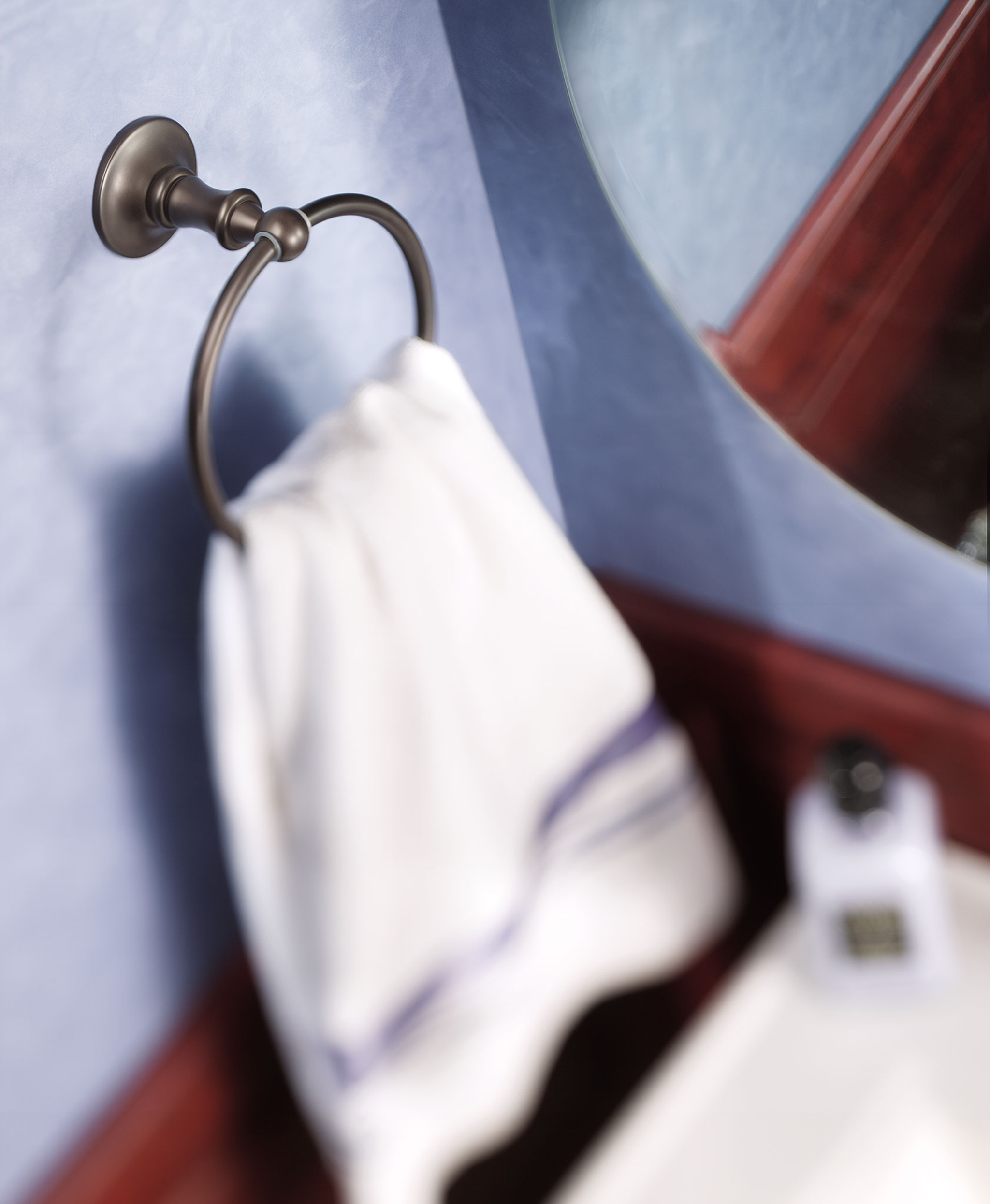Danbury Chrome towel ring - Image 2