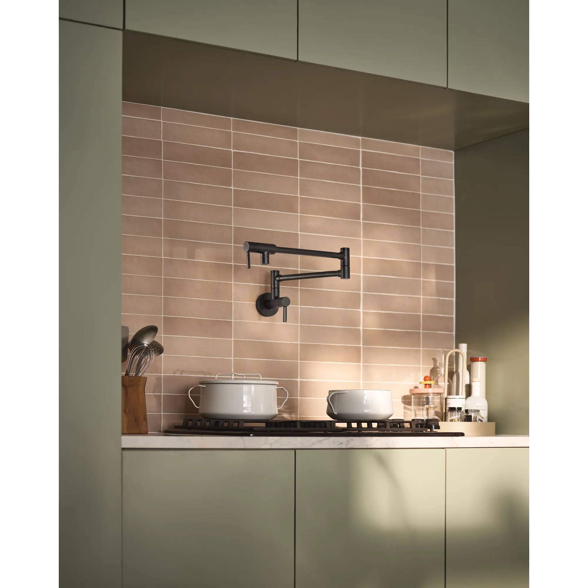 Modern One-Handle Pot Filler Kitchen Faucet - Image 8