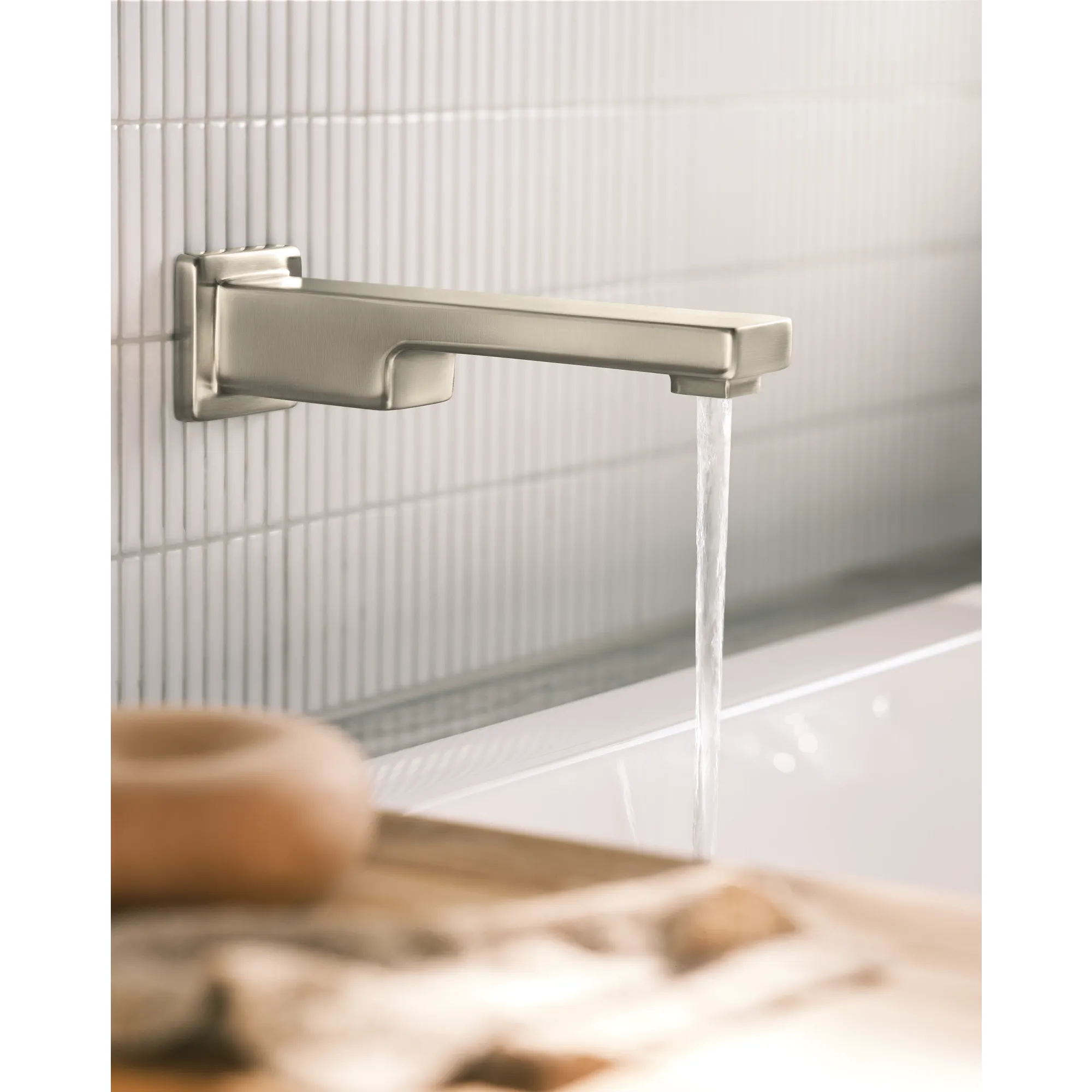 90 Degree One-Handle Non Diverter Wallmount Tub Filler - Image 20
