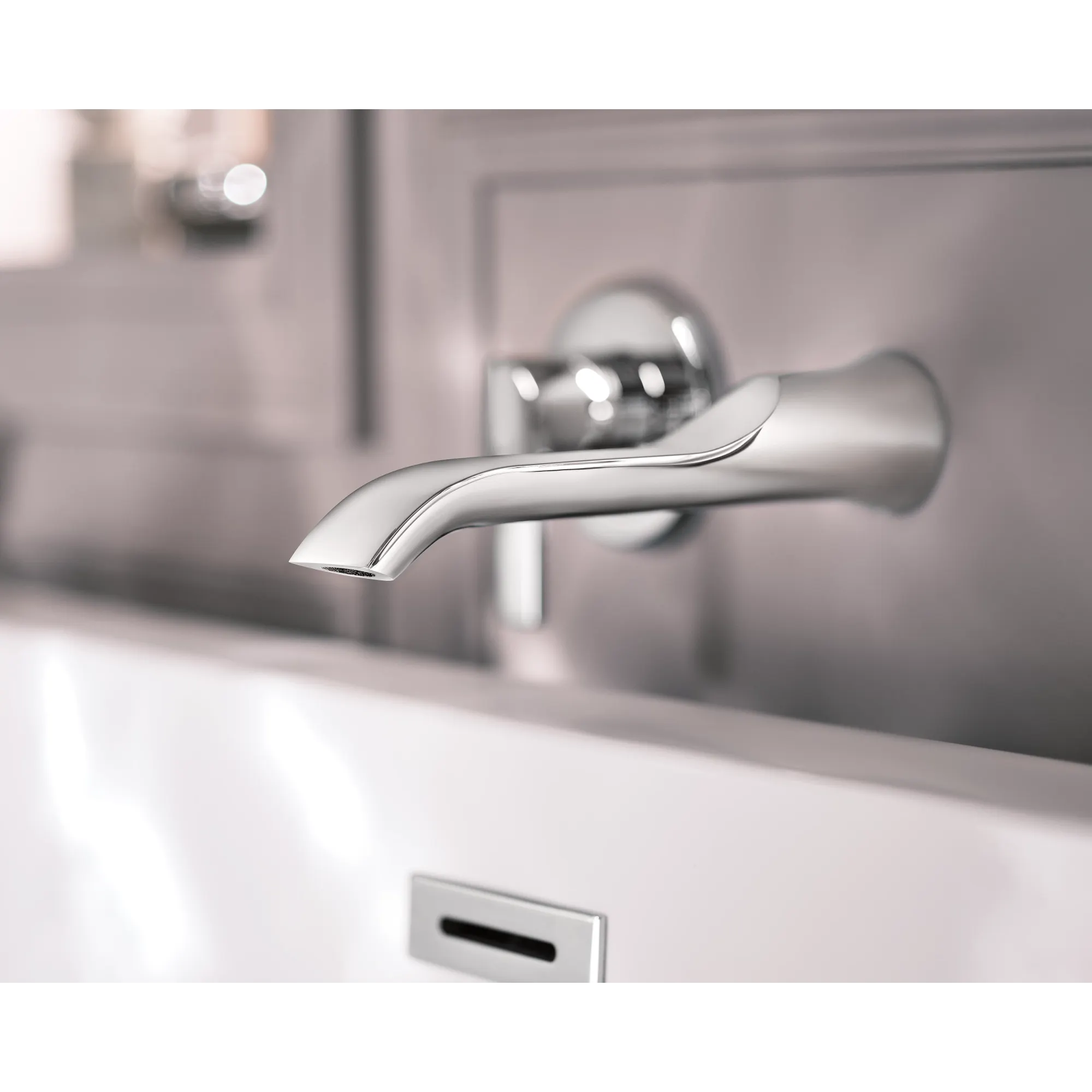 Doux One-Handle Non Diverter Wallmount Tub Filler - Image 3