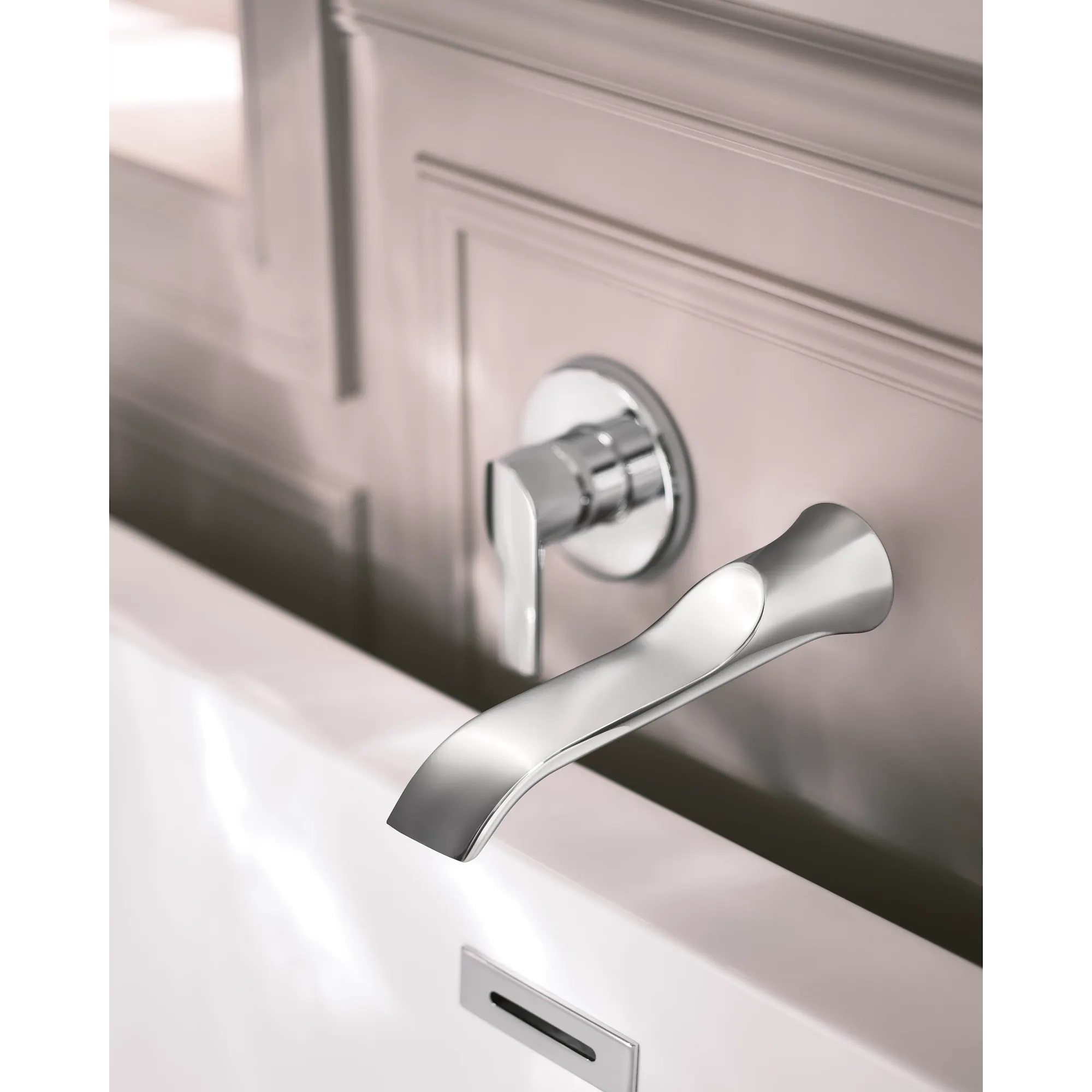 Doux One-Handle Non Diverter Wallmount Tub Filler - Image 7